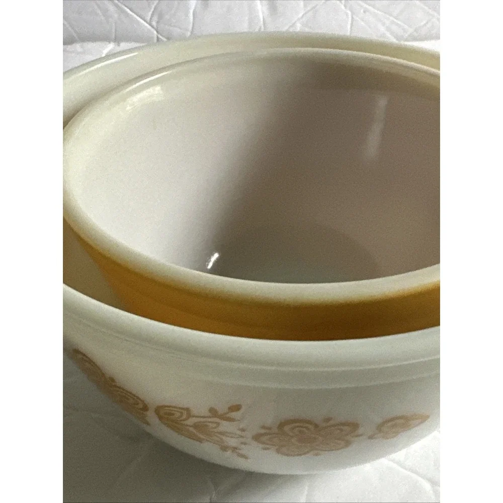 Vintage Pyrex Butterfly Gold 401 402 Nesting Mixing Bowl Set White Milk Glass